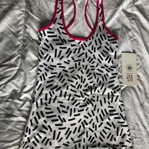 lululemon SeaWheeze 2015 Cool Raceback (4) Rare!
